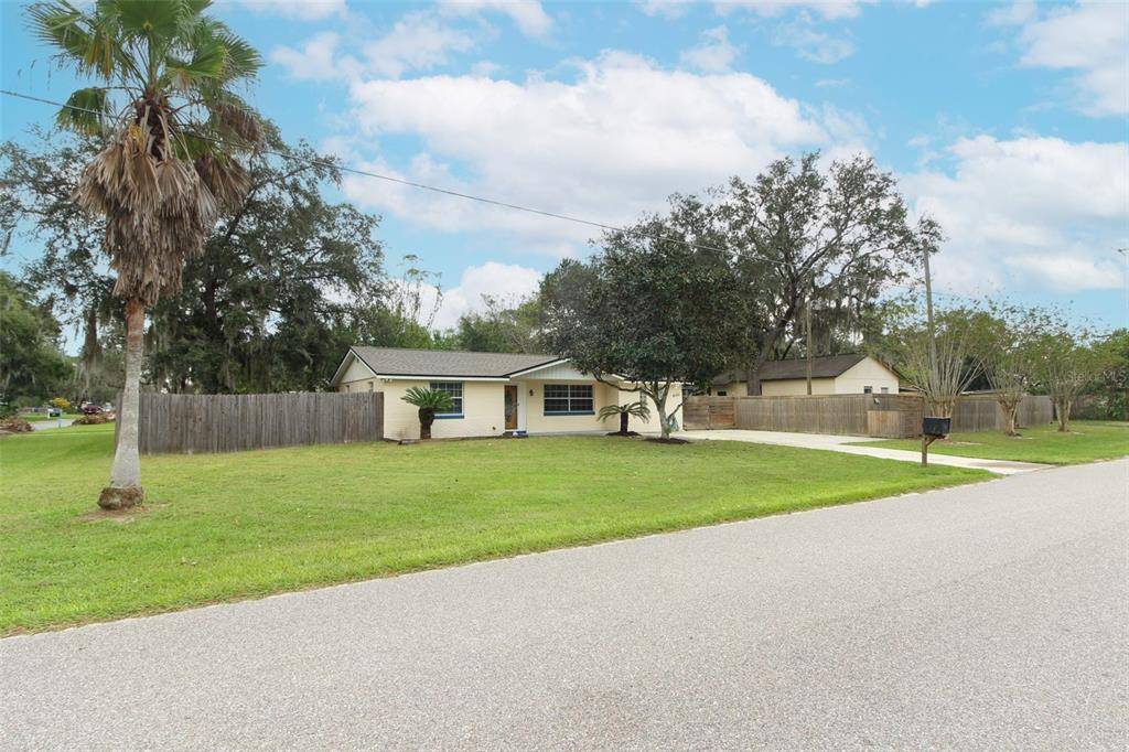 Chuluota, FL 32766,600 AVENUE E