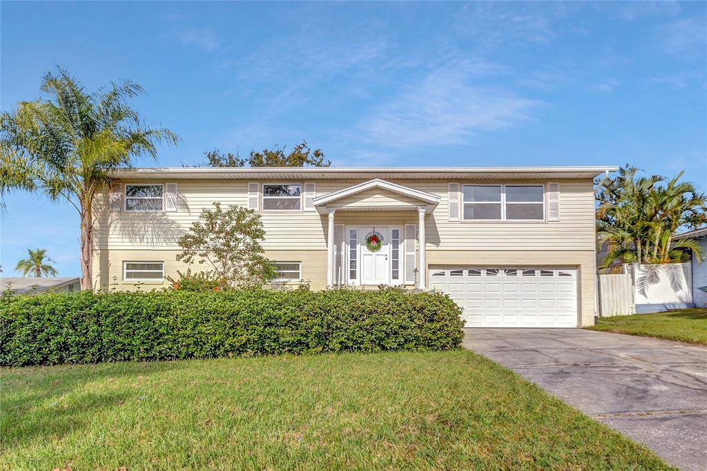 Altamonte Springs, FL 32714,612 SPRUCEWOOD CIR