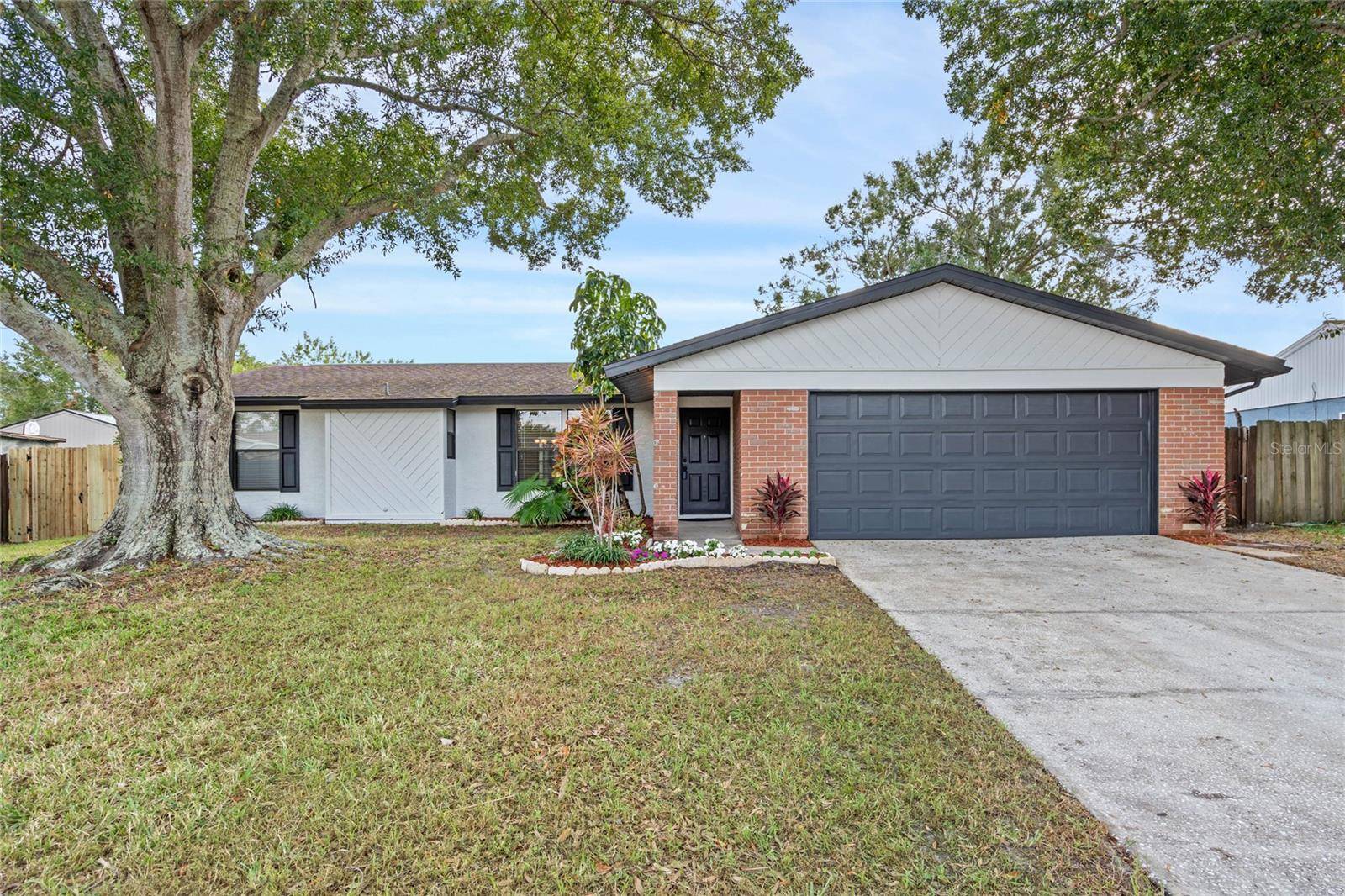 Oldsmar, FL 34677,502 TIMBER BAY CIR E