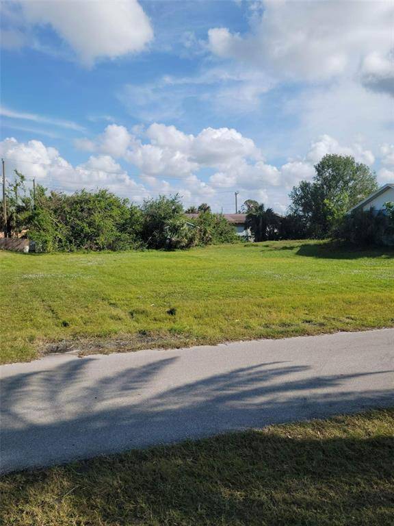 Punta Gorda, FL 33950,2712 PALM DR