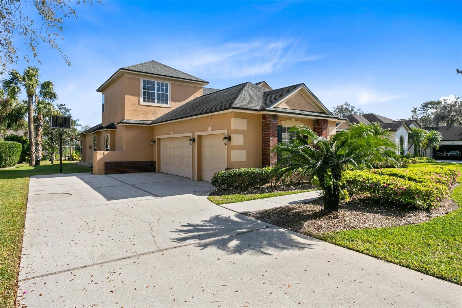 Winter Springs, FL 32708,213 HEATHERWOOD CT