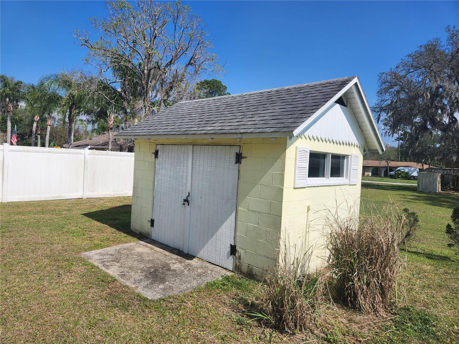 Debary, FL 32713,274 LUIS LN