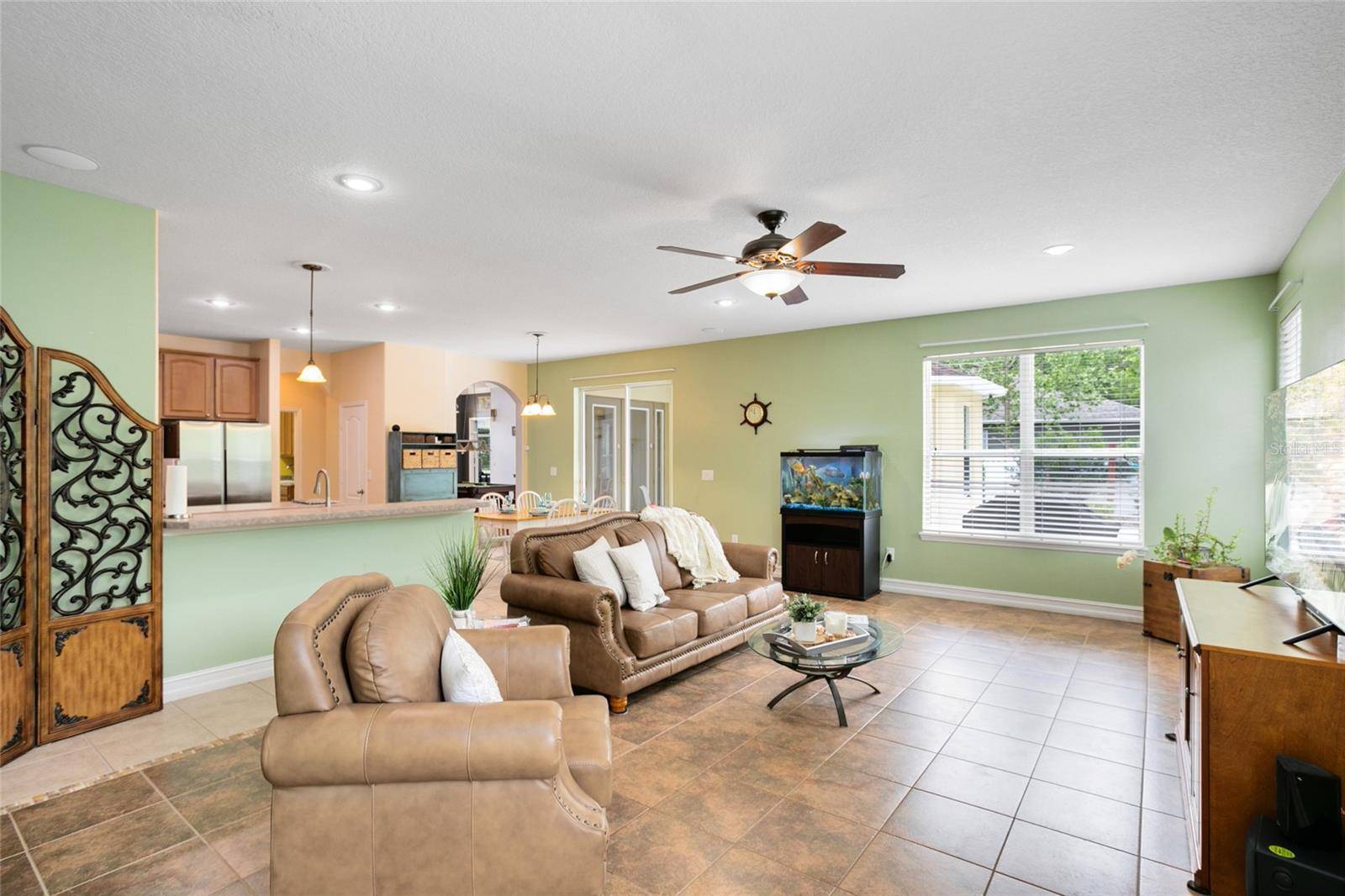 Chuluota, FL 32766,425 OSPREY LAKES CIR