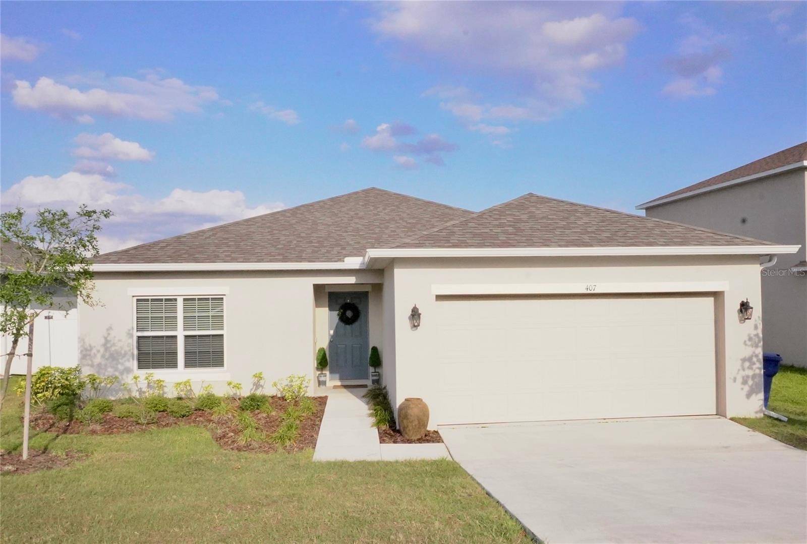 Groveland, FL 34736,407 KESTREL DR