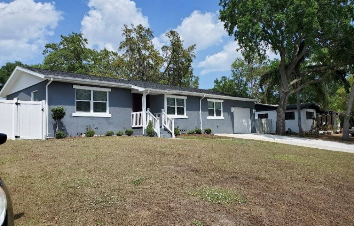 Clermont, FL 34711,772 PINE LN