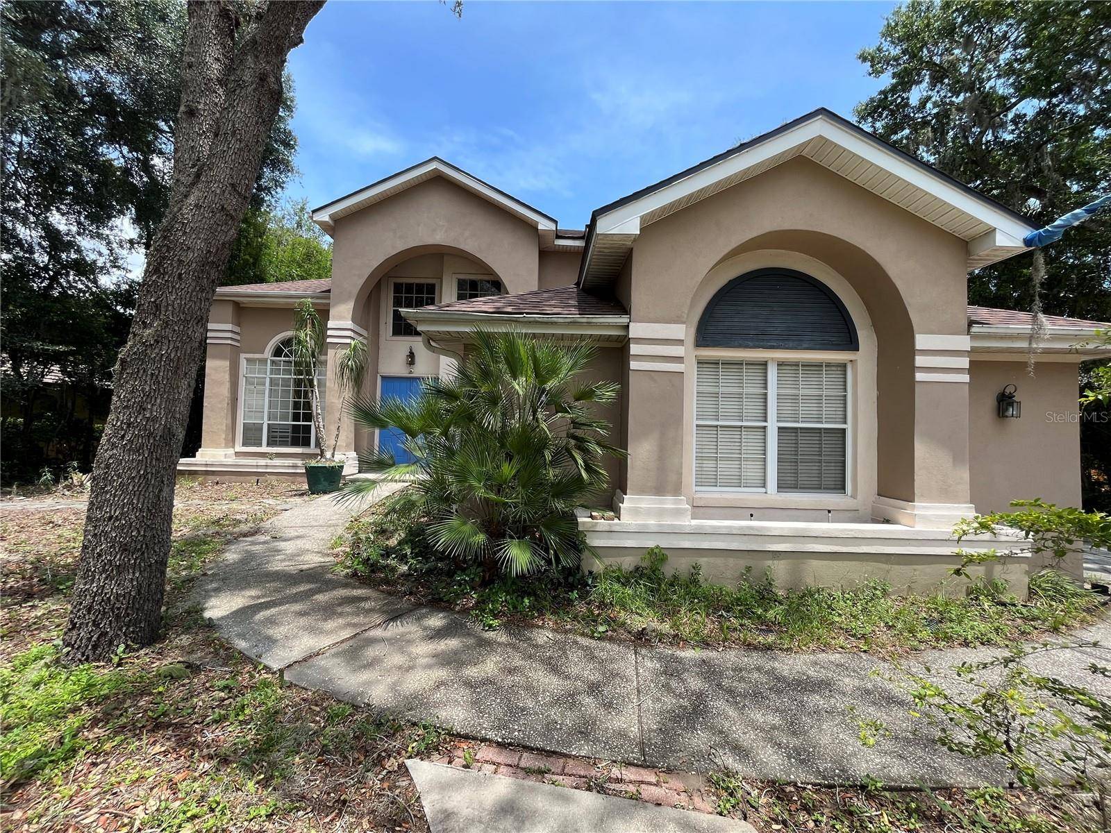 Gotha, FL 34734,325 WOODLAWN CEMETERY RD