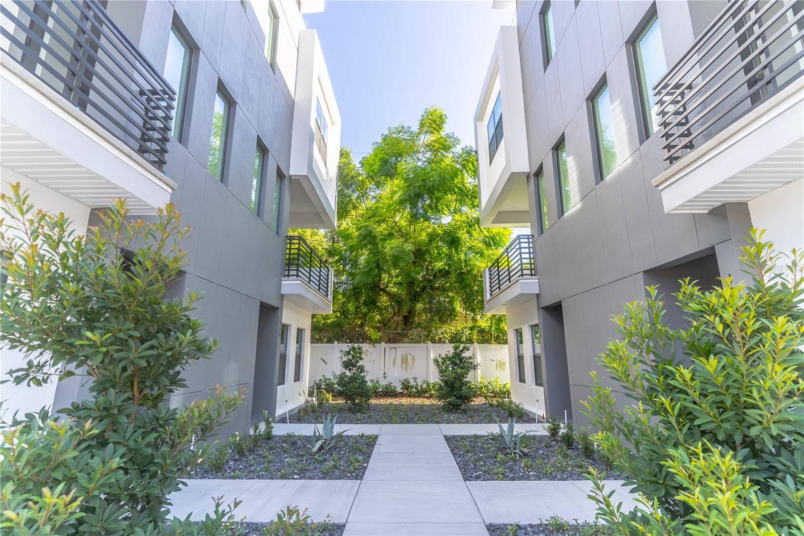 Orlando, FL 32806,125 W GRANT ST