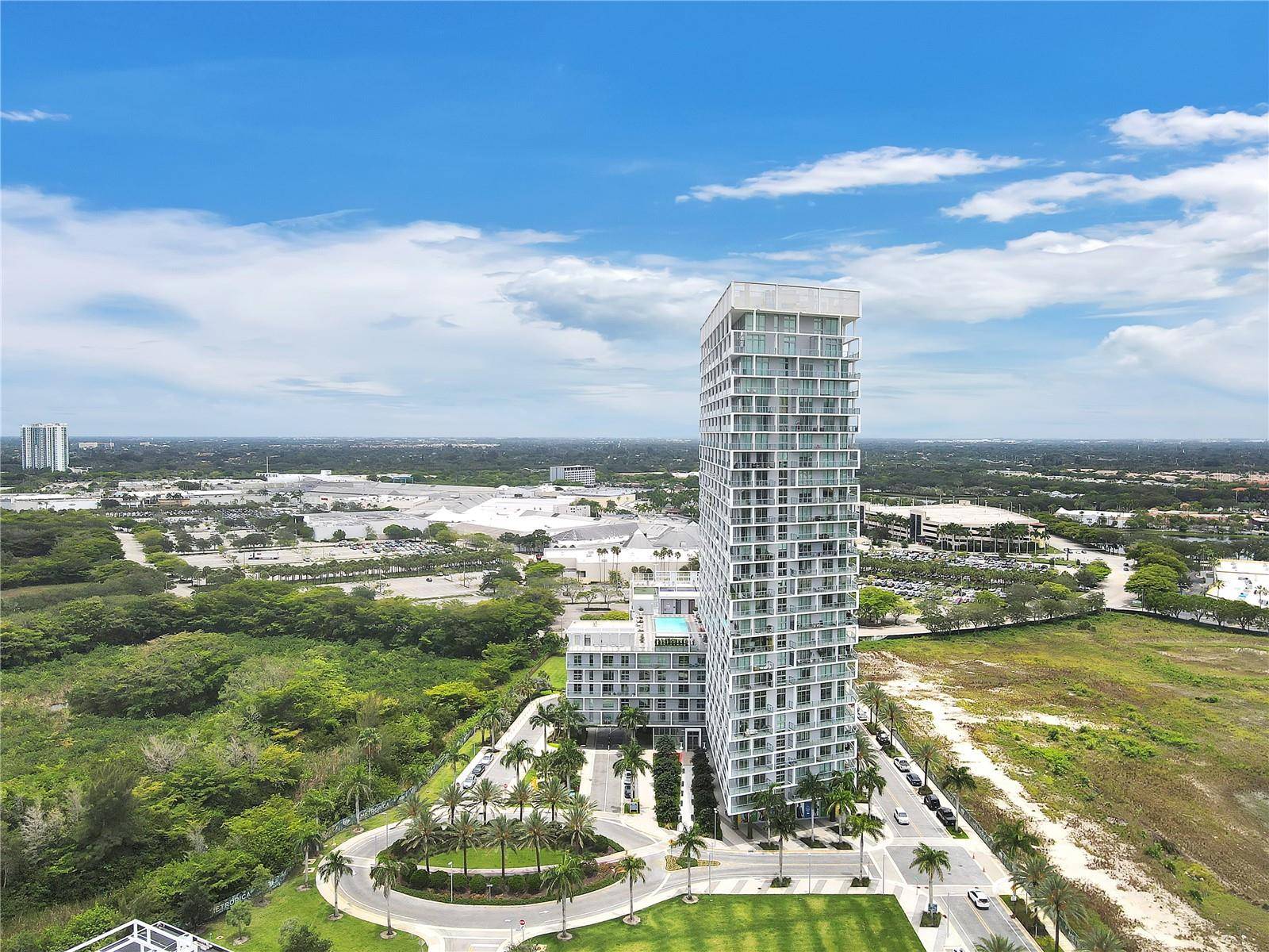 Sunrise, FL 33323,2000 METROPICA #2508