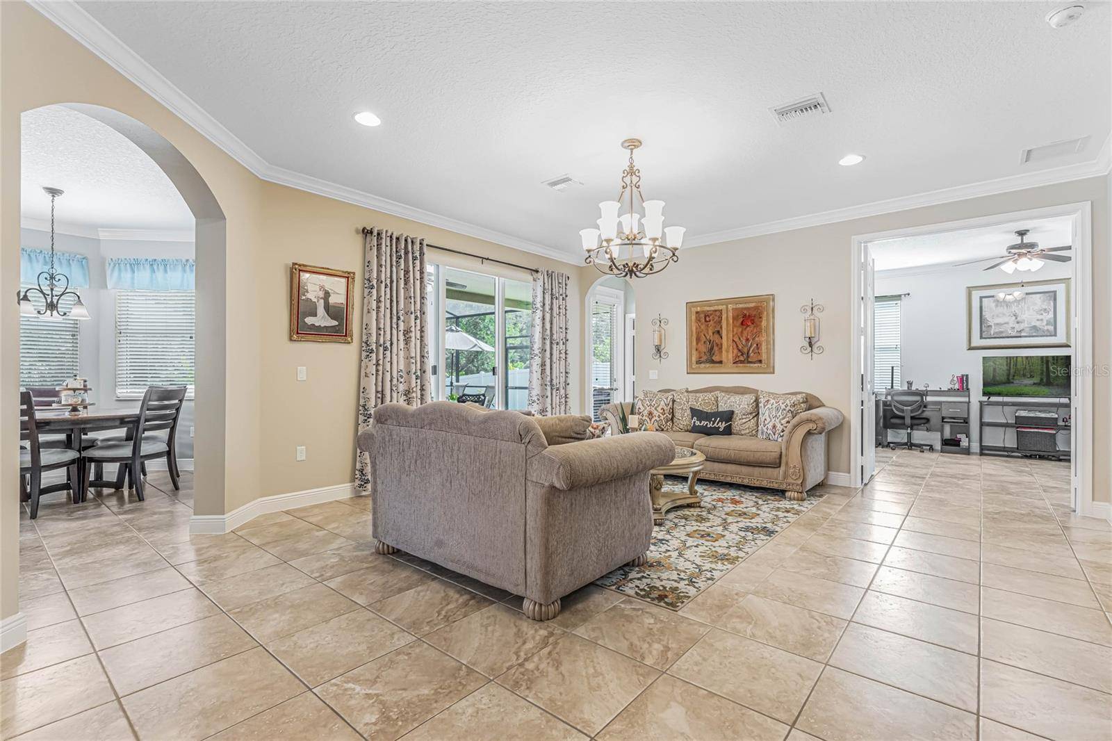 Oviedo, FL 32765,2561 GABRIELLE WOODS PL