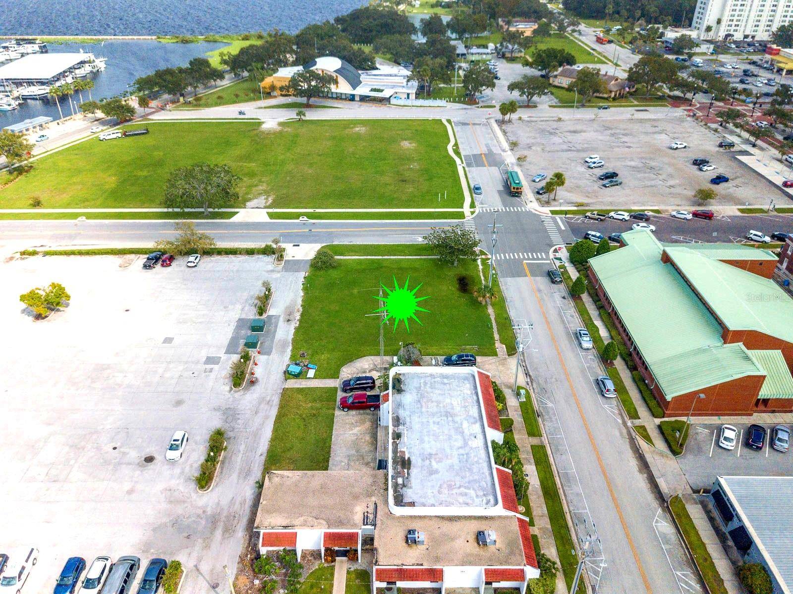Sanford, FL 32771,210 E COMMERCIAL ST