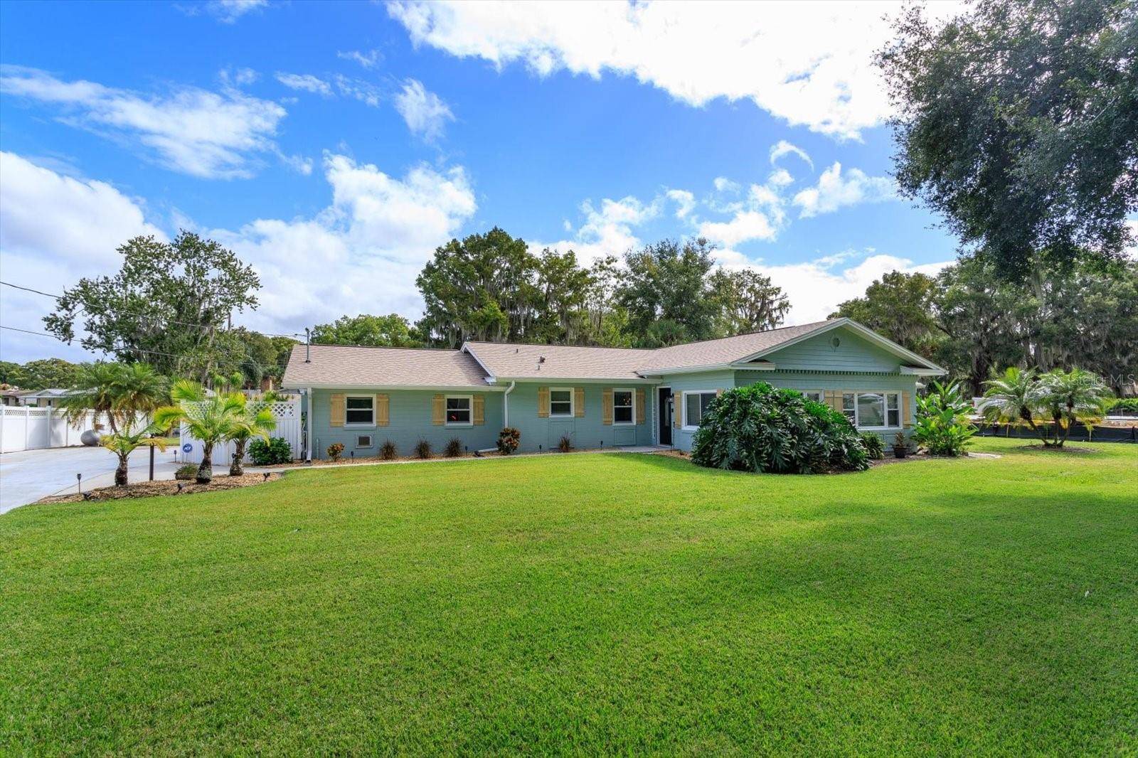 Eustis, FL 32726,217 TEMPLE CIR