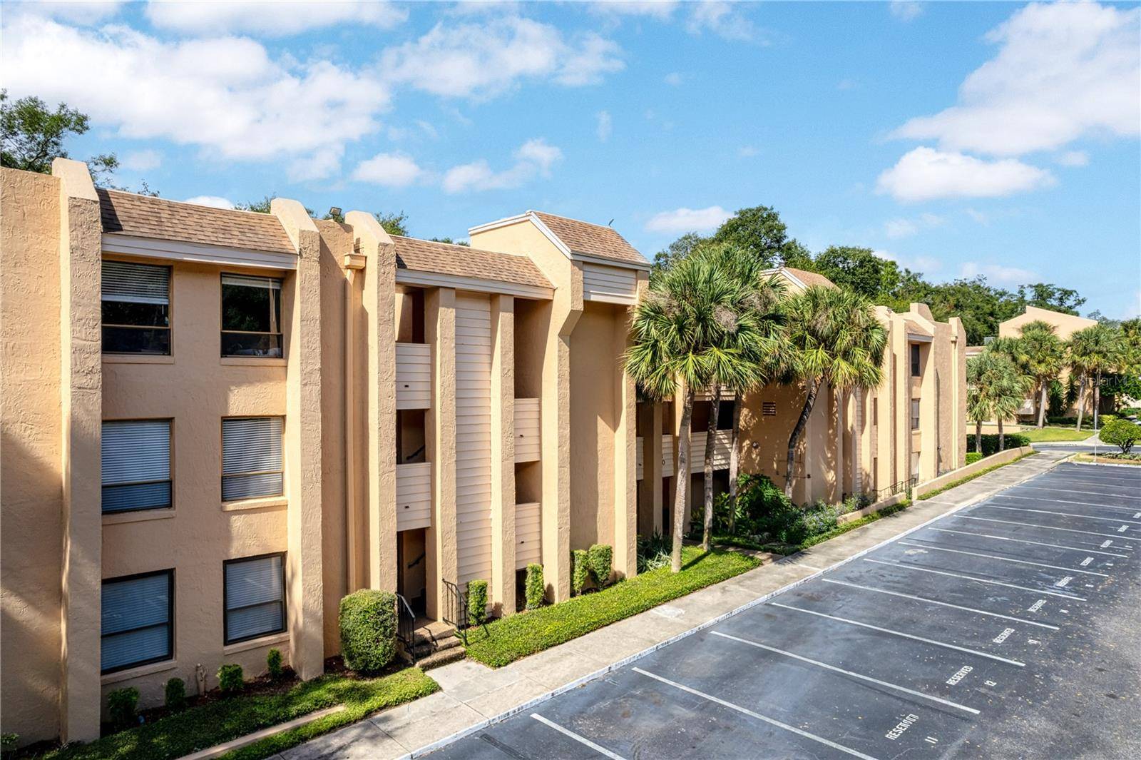 Altamonte Springs, FL 32701,530 CRANES WAY #303