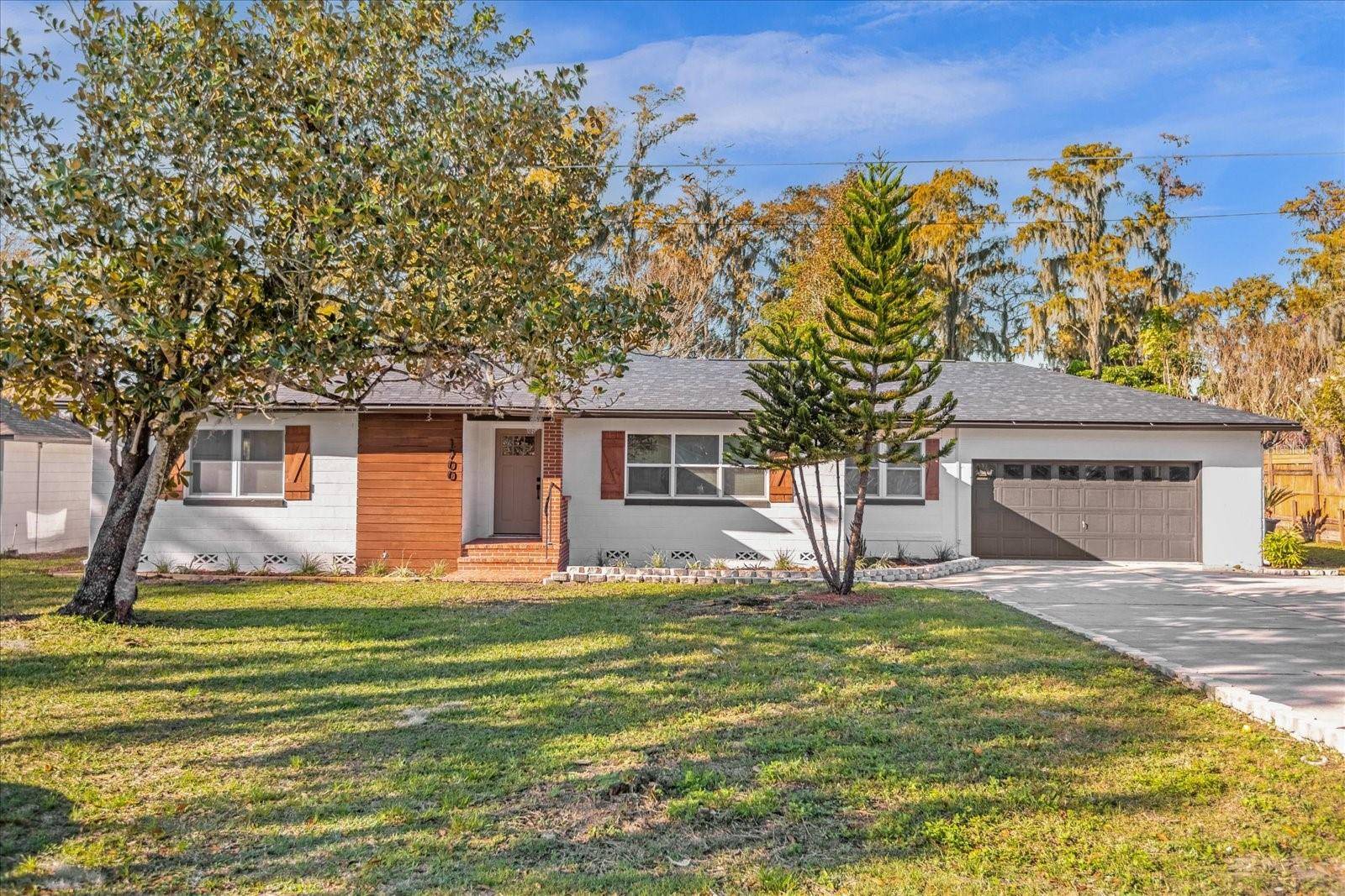 Orlando, FL 32825,1700 LAKE DOWNEY DR