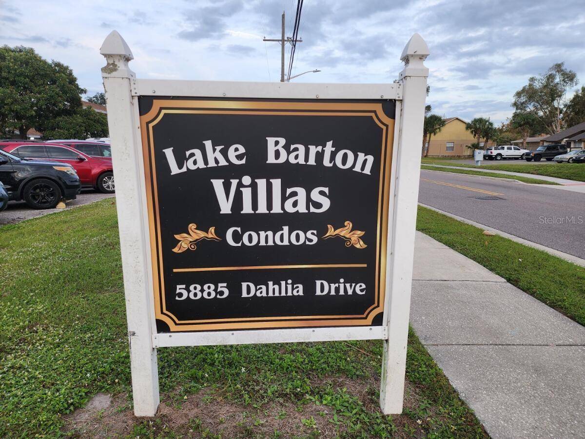 Orlando, FL 32807,5885 DAHLIA DR #9 (105)