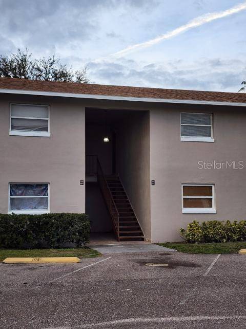 Orlando, FL 32807,5885 DAHLIA DR #9 (105)