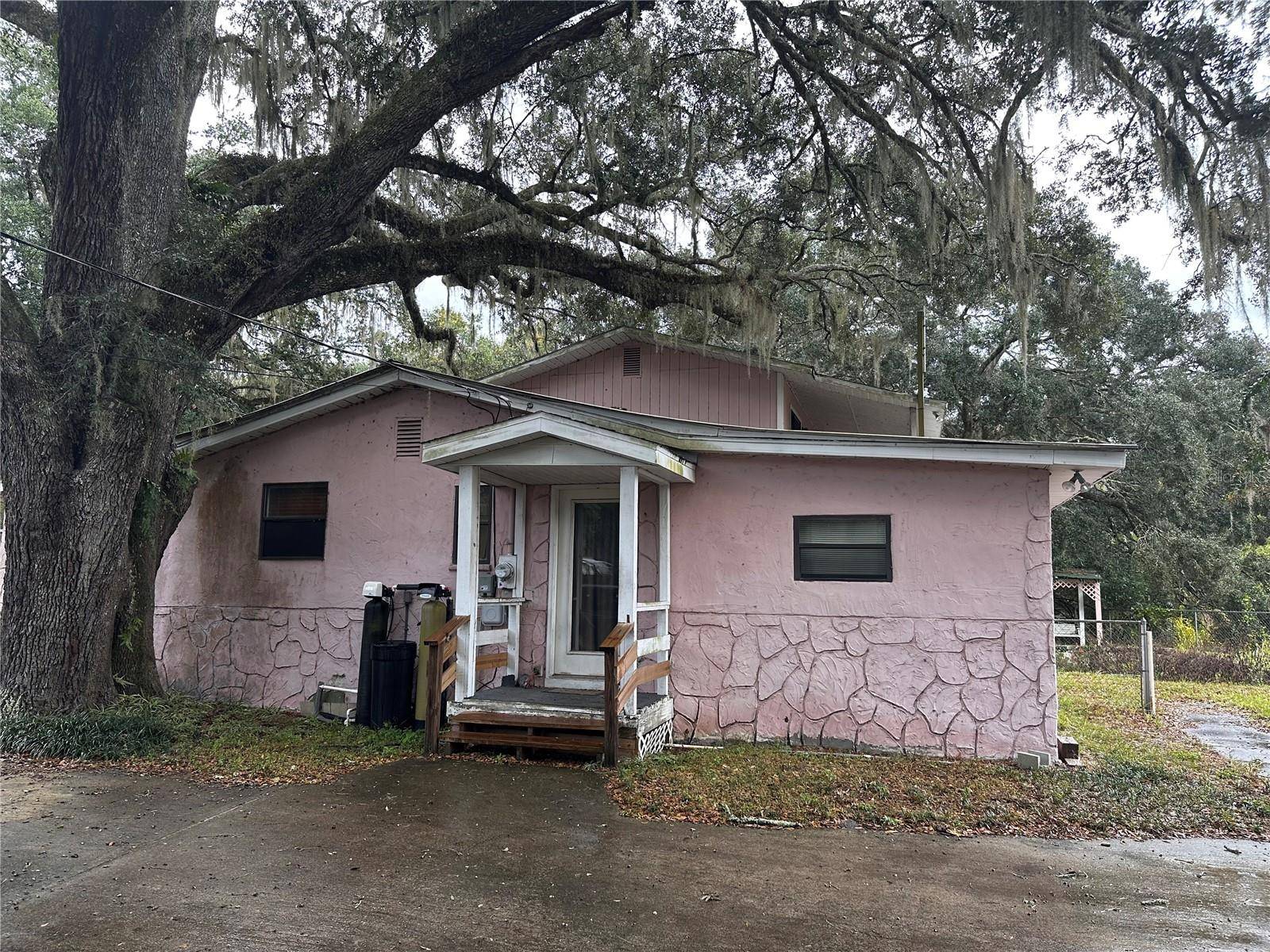 Ocklawaha, FL 32179,18610 SE 105TH LN