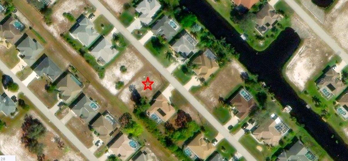 Rotonda West, FL 33947,205 WHITE MARSH LN