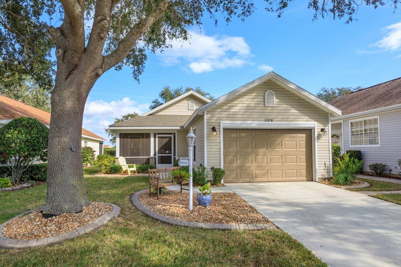 Leesburg, FL 34748,25235 CRANES ROOST CIR