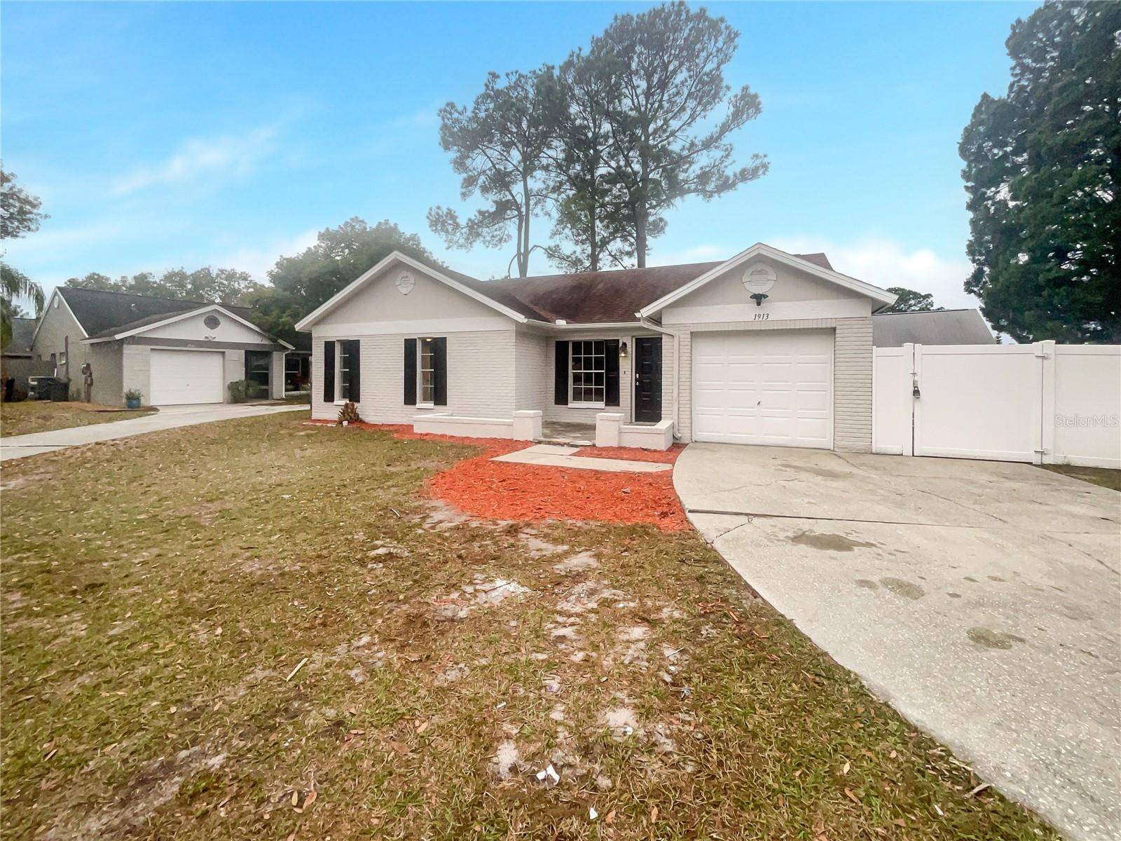 Oldsmar, FL 34677,1913 SHEFFIELD CT