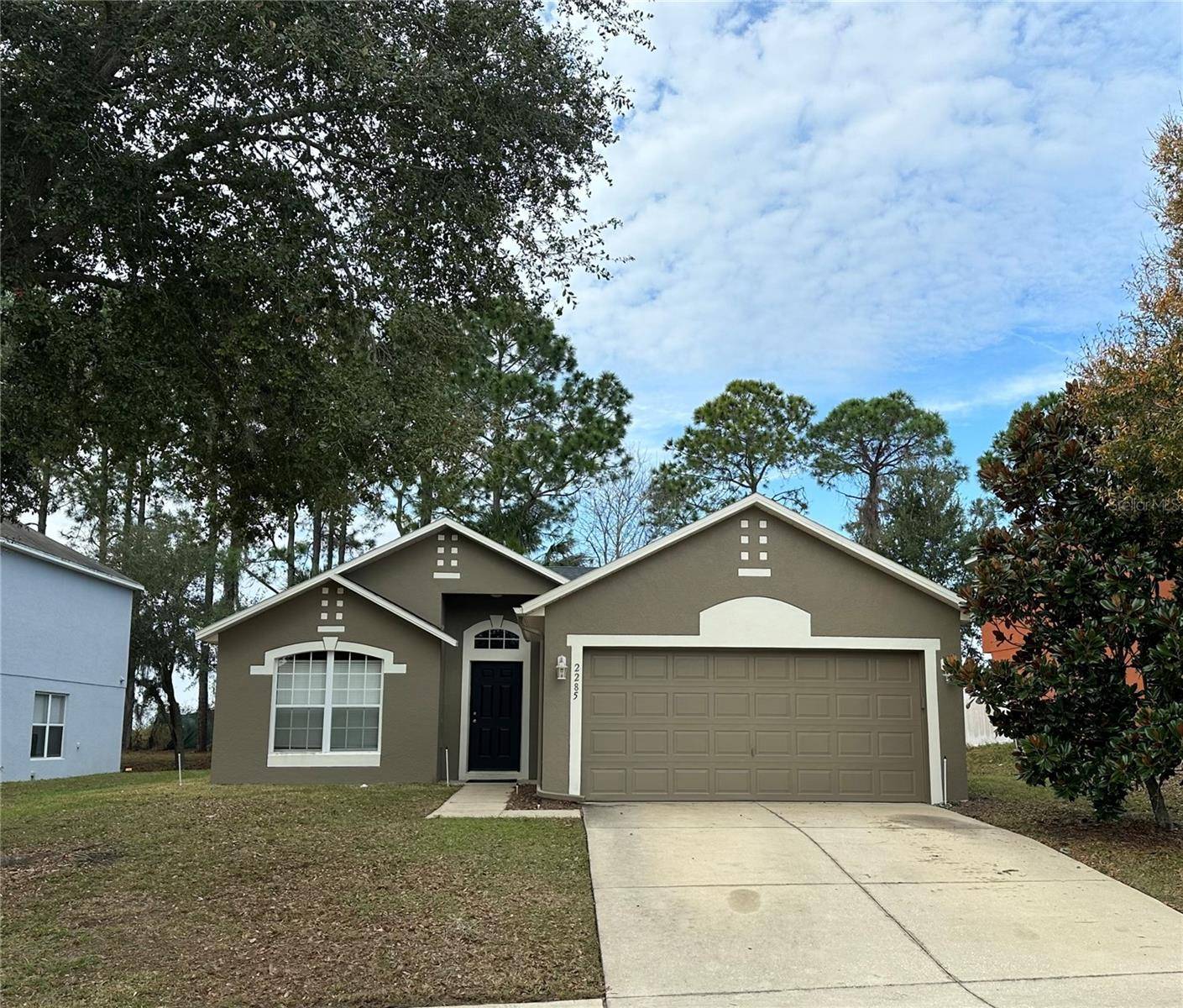 Tavares, FL 32778,2285 TEALWOOD CIR