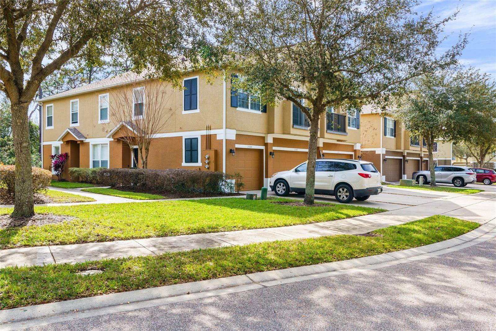 Winter Garden, FL 34787,15340 OAK APPLE CT #16B