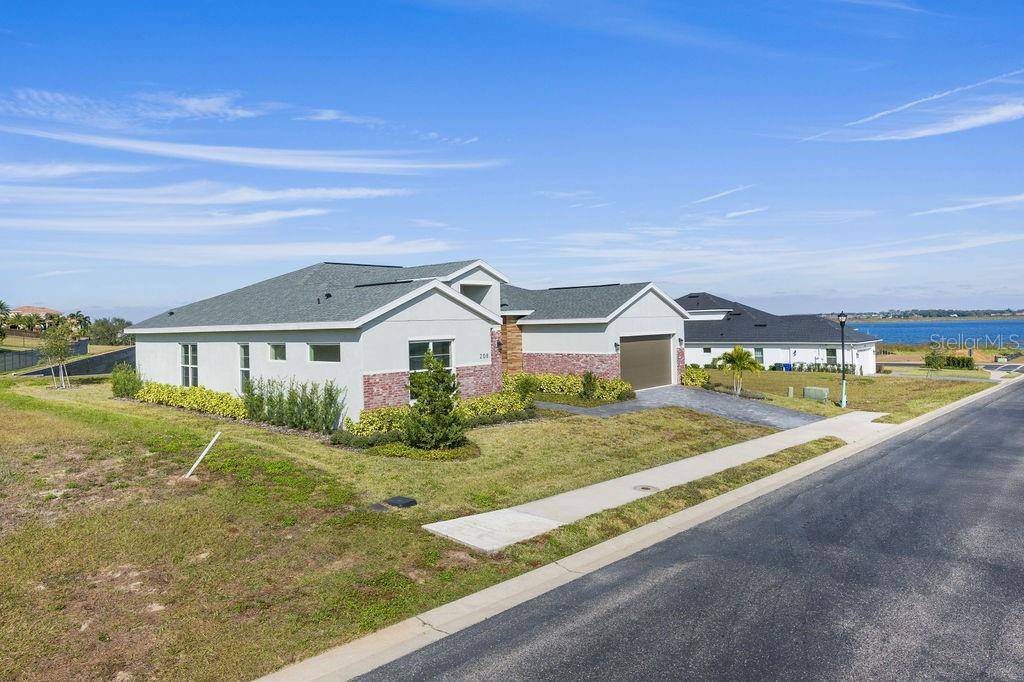 Lake Alfred, FL 33850,208 SNOWY ORCHID WAY