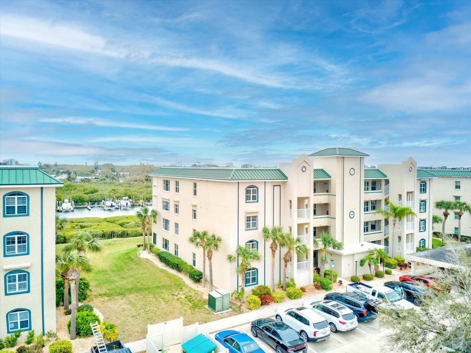 New Smyrna Beach, FL 32169,430 BOUCHELLE DR #101