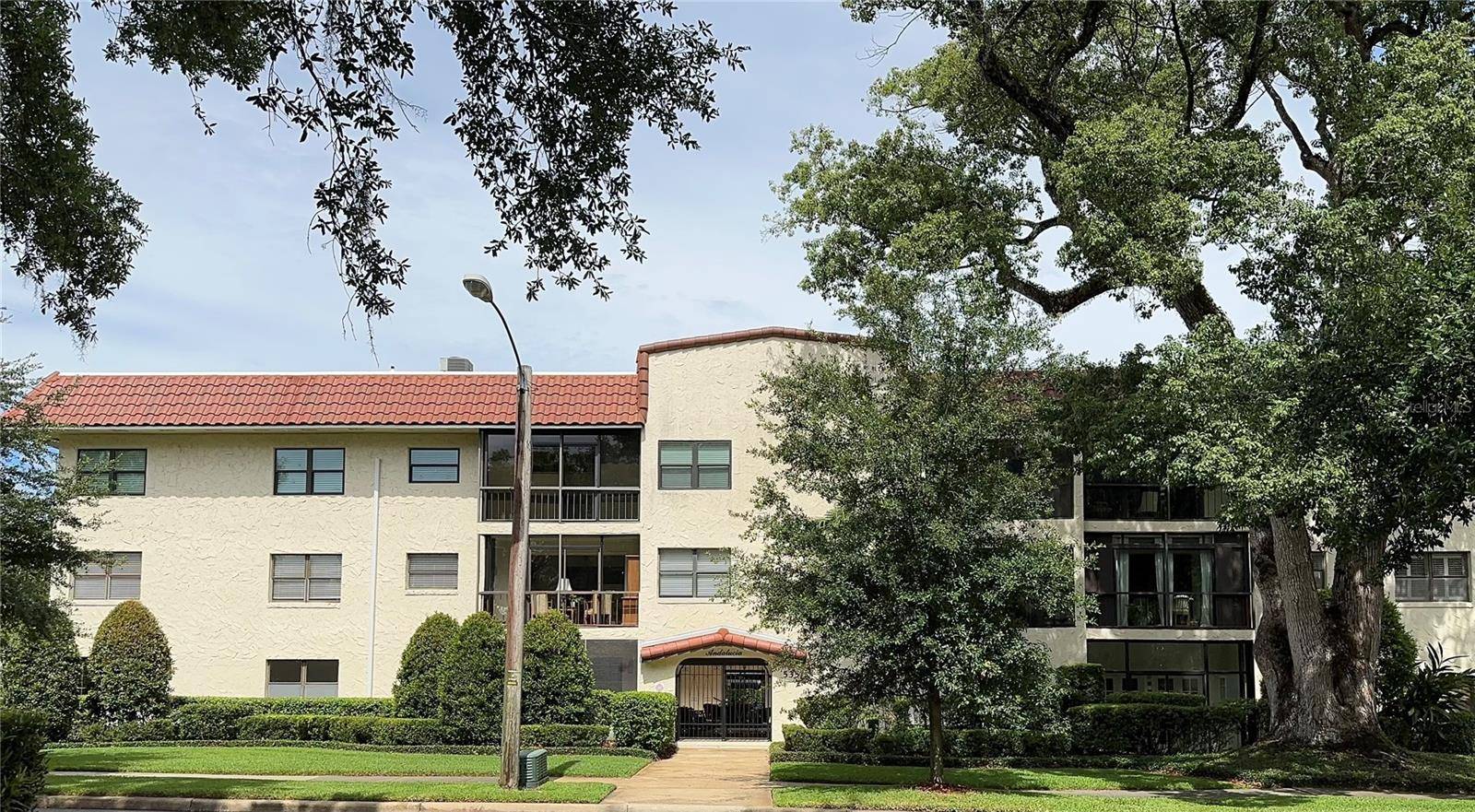 Winter Park, FL 32789,535 N INTERLACHEN AVE #101