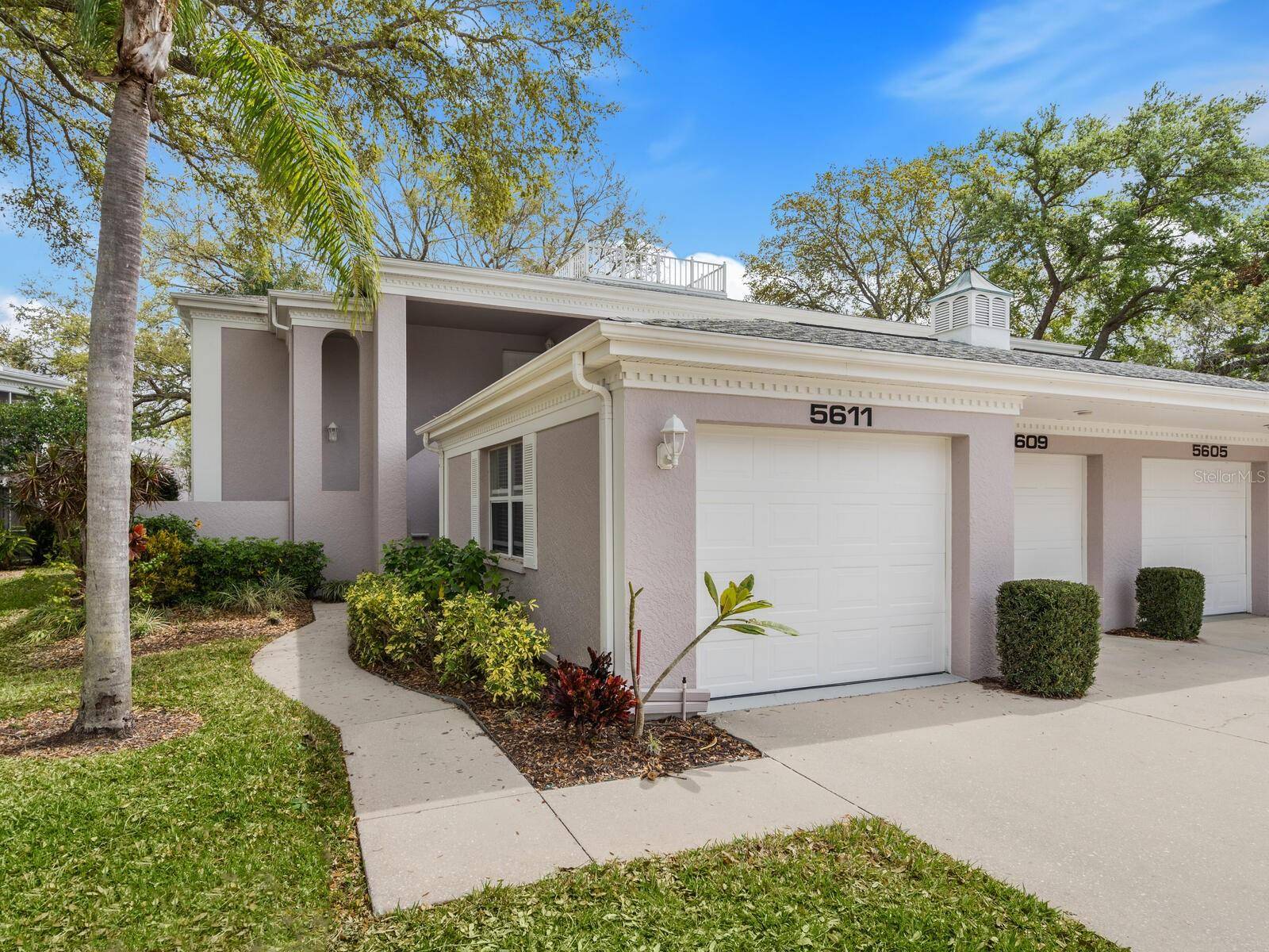 Sarasota, FL 34235,5609 SHEFFIELD GREENE CIR #47