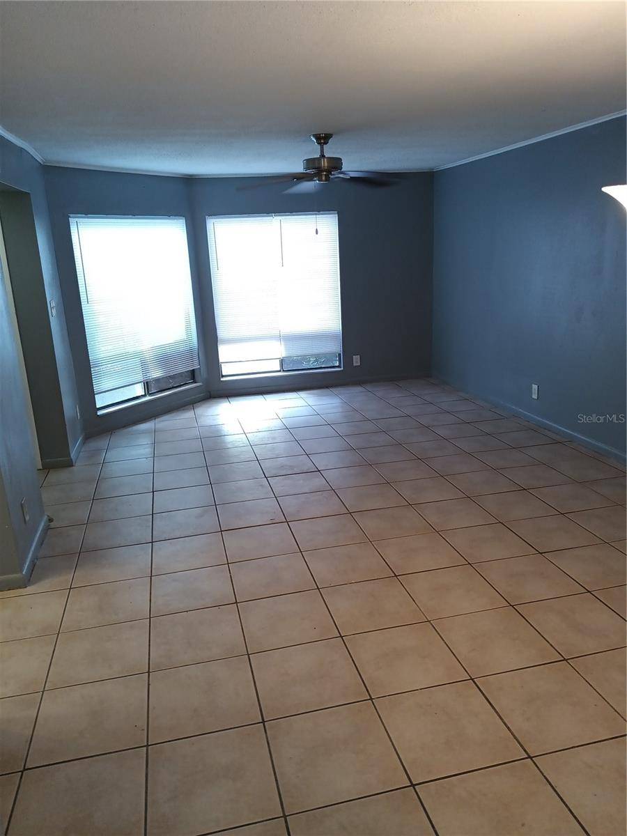 Orlando, FL 32839,2424 LEMON TREE LN #2-D