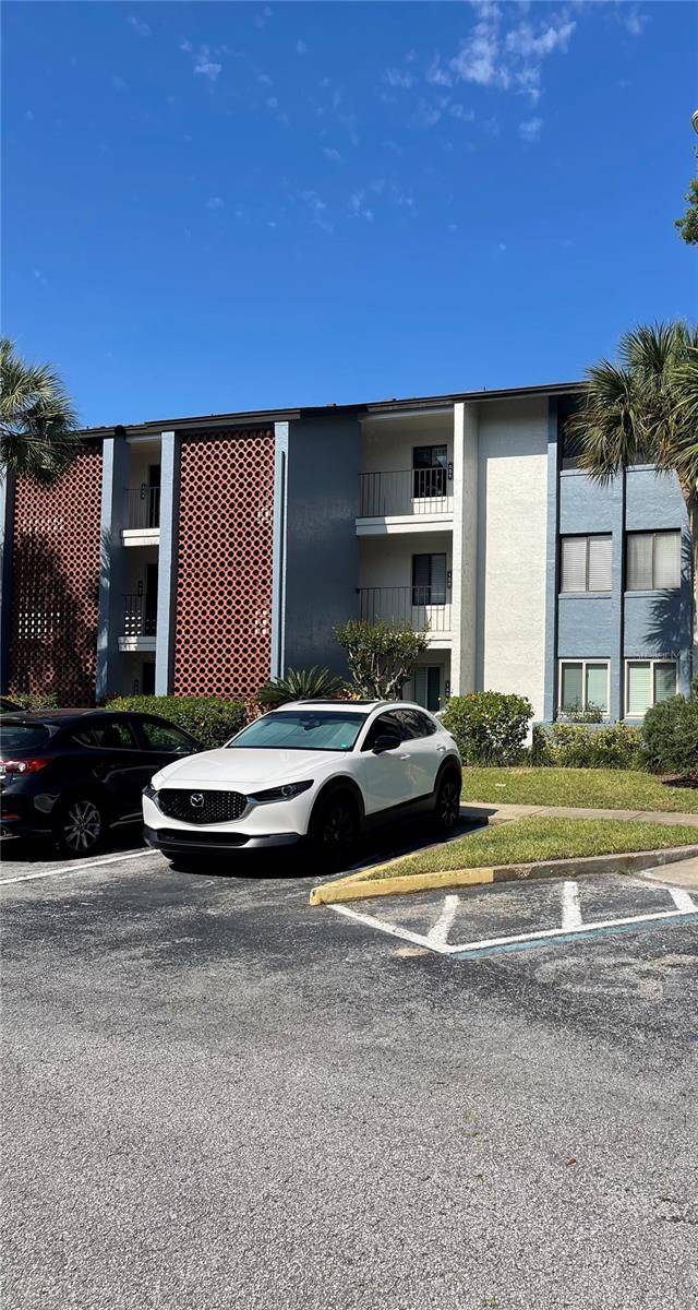 Altamonte Springs, FL 32701,4 ESCONDIDO CIR #21