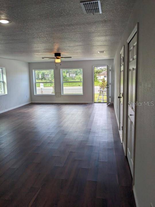Oviedo, FL 32765,776 E BROADWAY ST