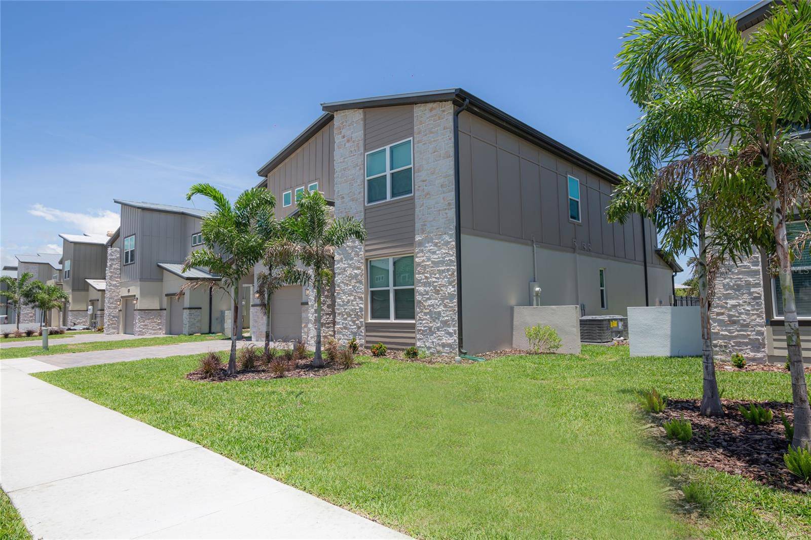 Melbourne Beach, FL 32951,425 STRAND DR