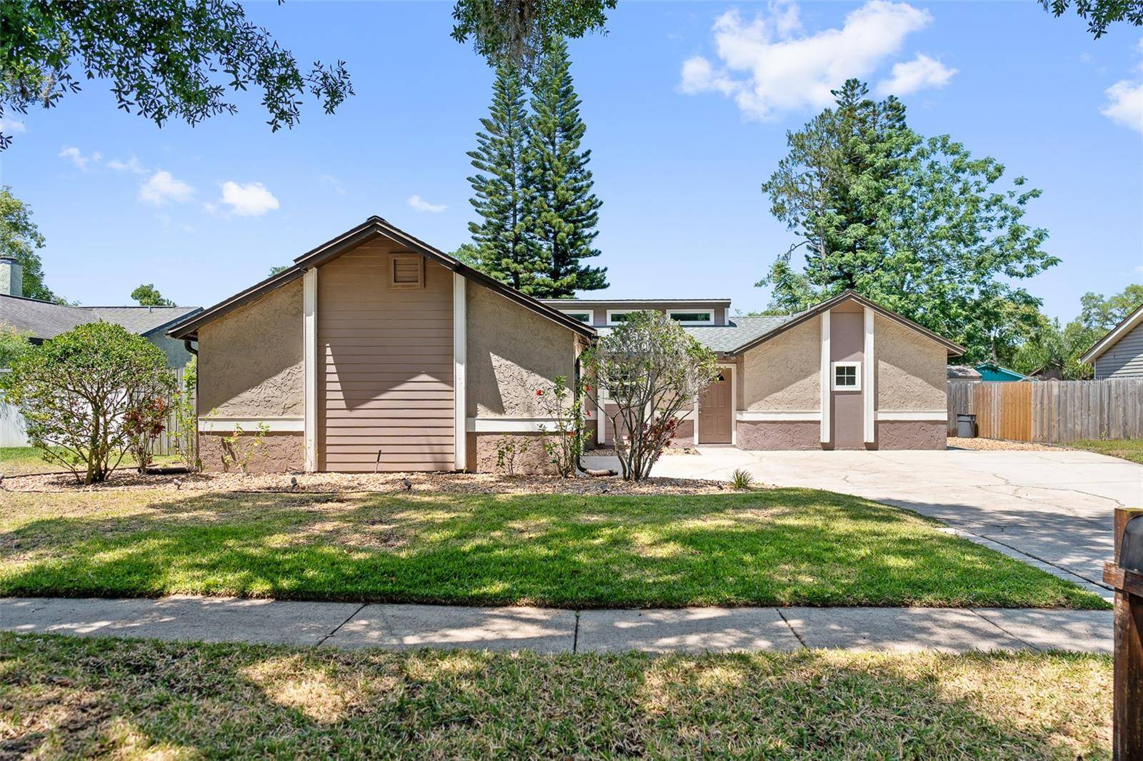 Winter Park, FL 32792,1929 HOUNDSLAKE DR