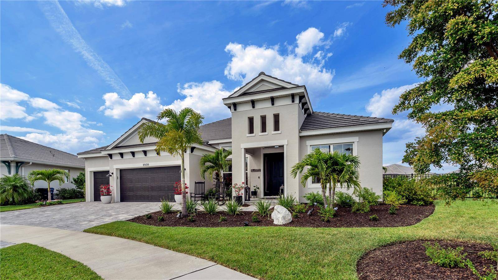 Sarasota, FL 34240,8508 CANDLEWOOD CT