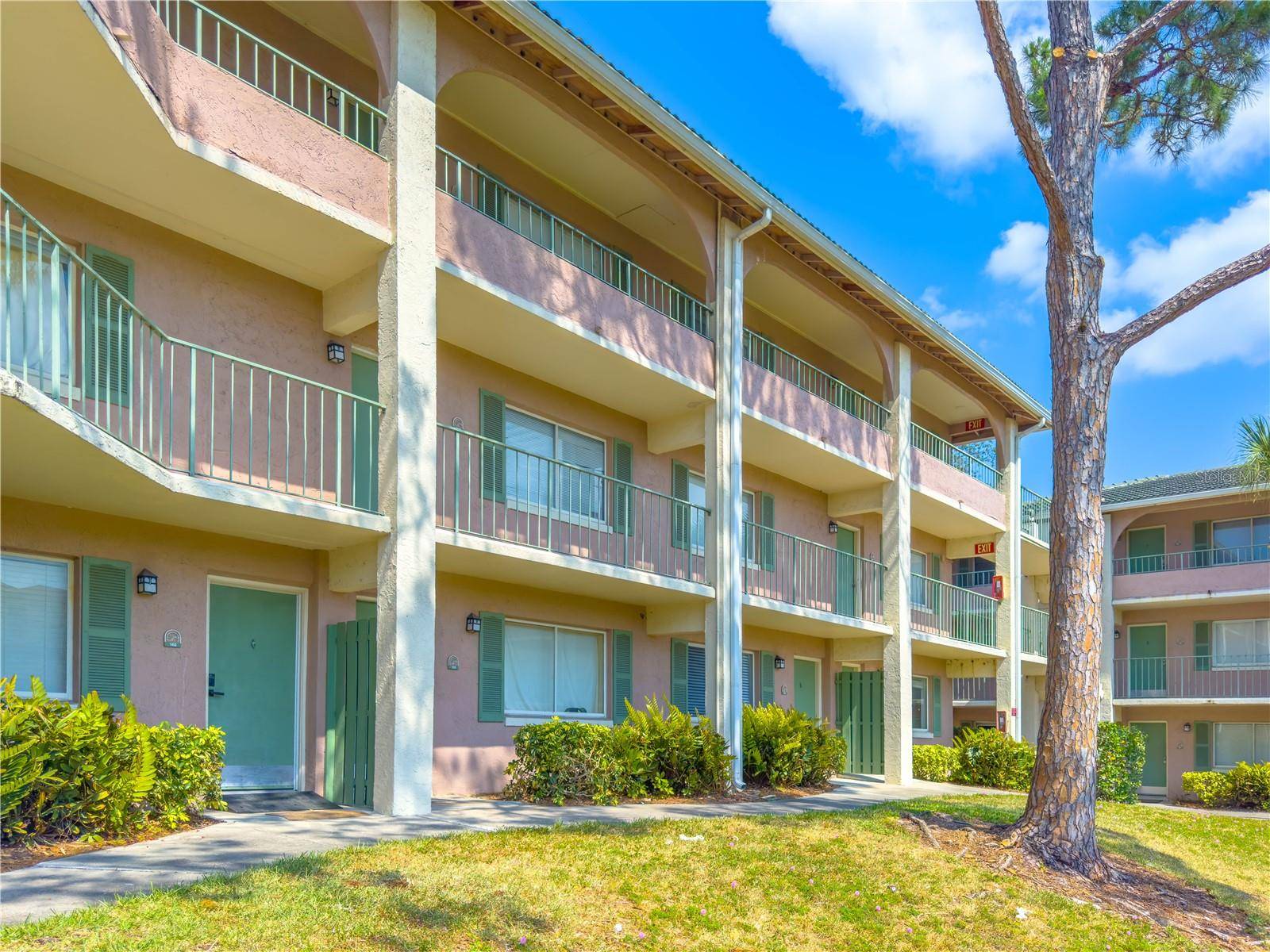 Altamonte Springs, FL 32701,115 OYSTER BAY CIR #340