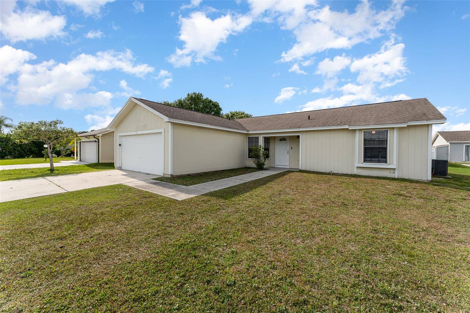 Kissimmee, FL 34759,664 DROMEDARY CT