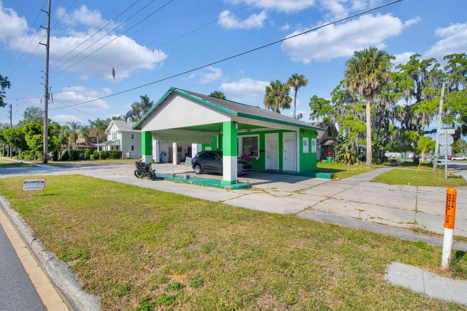 Eustis, FL 32726,400 S GROVE ST
