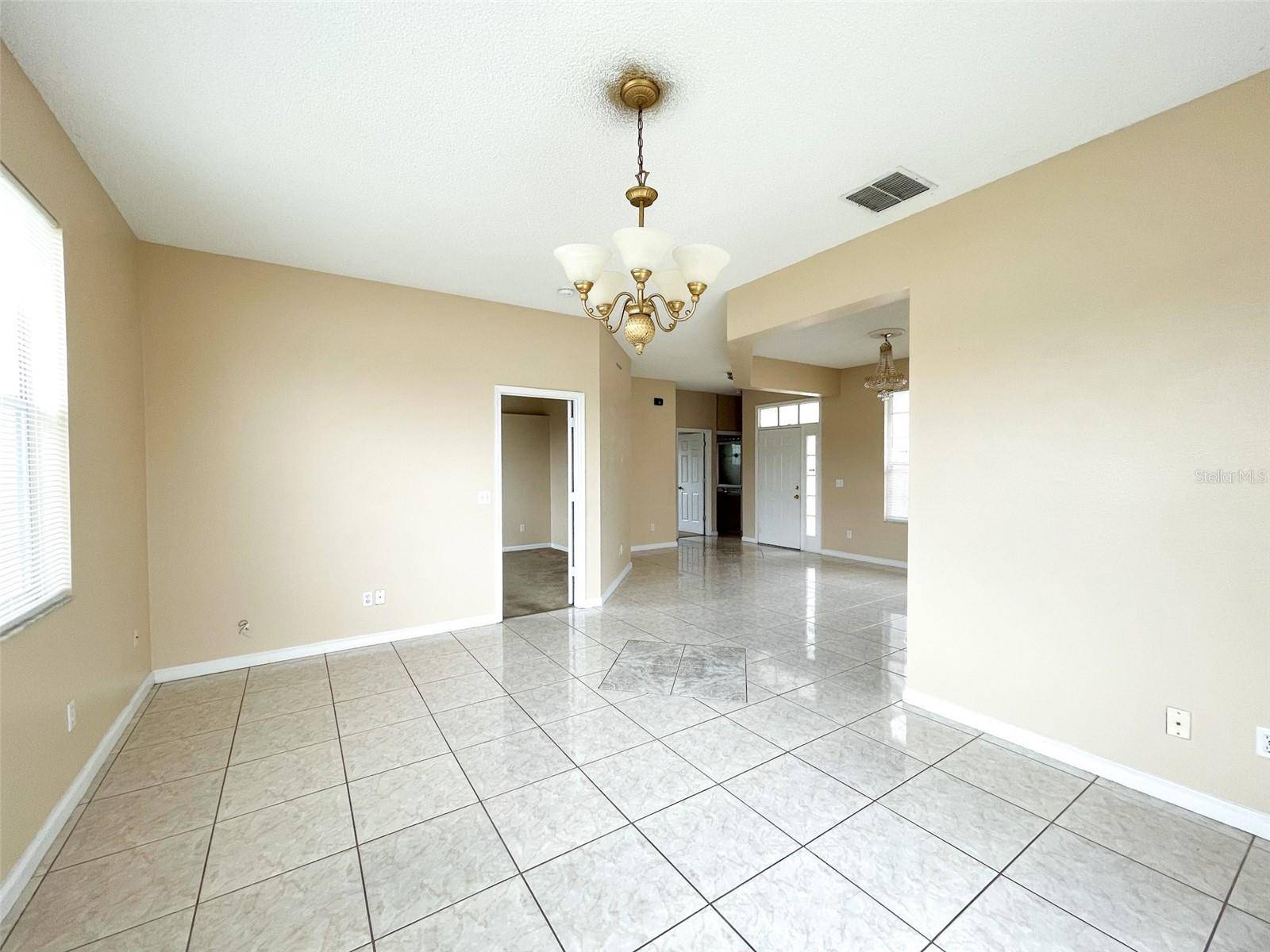 Kissimmee, FL 34758,5110 IRIS CT