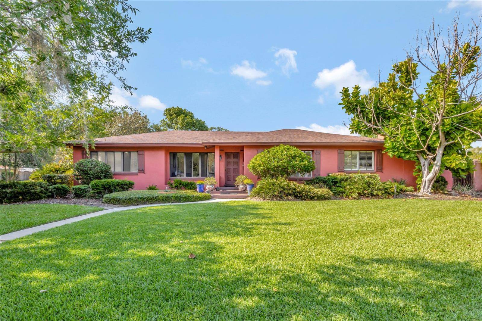 Winter Park, FL 32789,260 RIPPLING LN