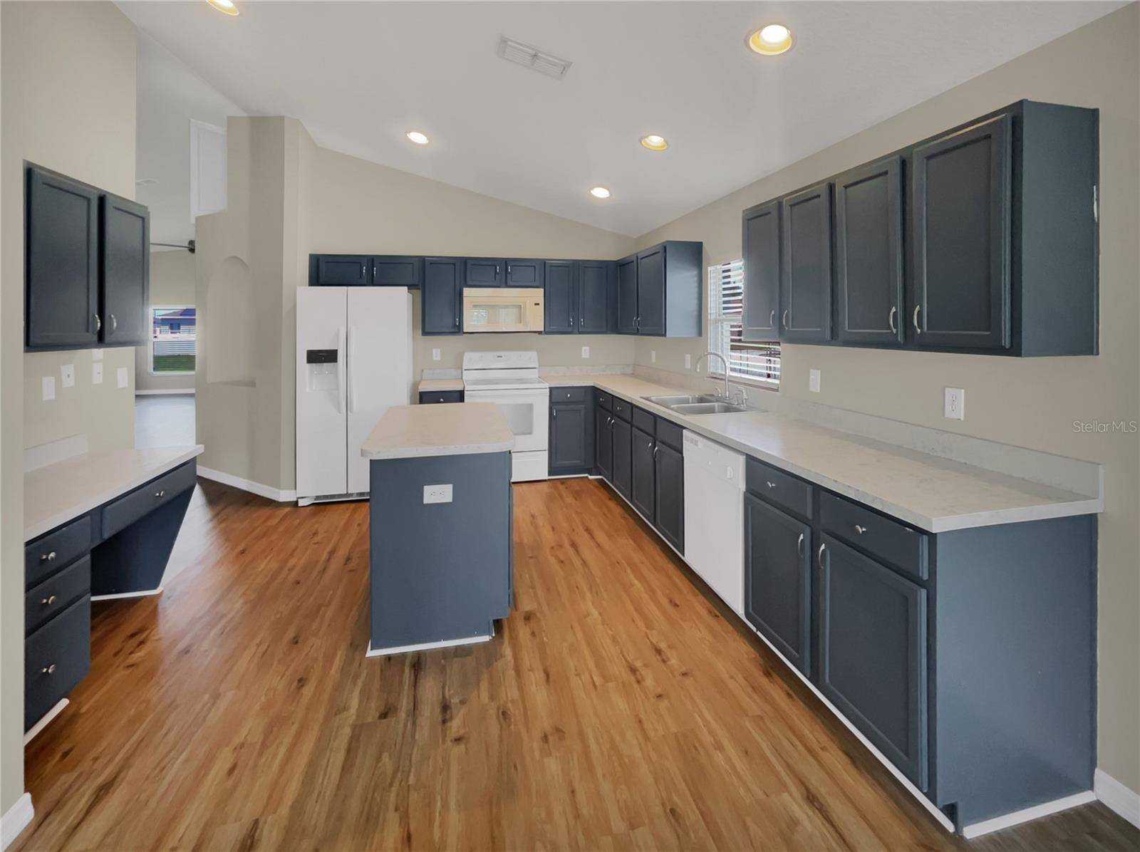 Winter Haven, FL 33881,205 HIBISCUS ST