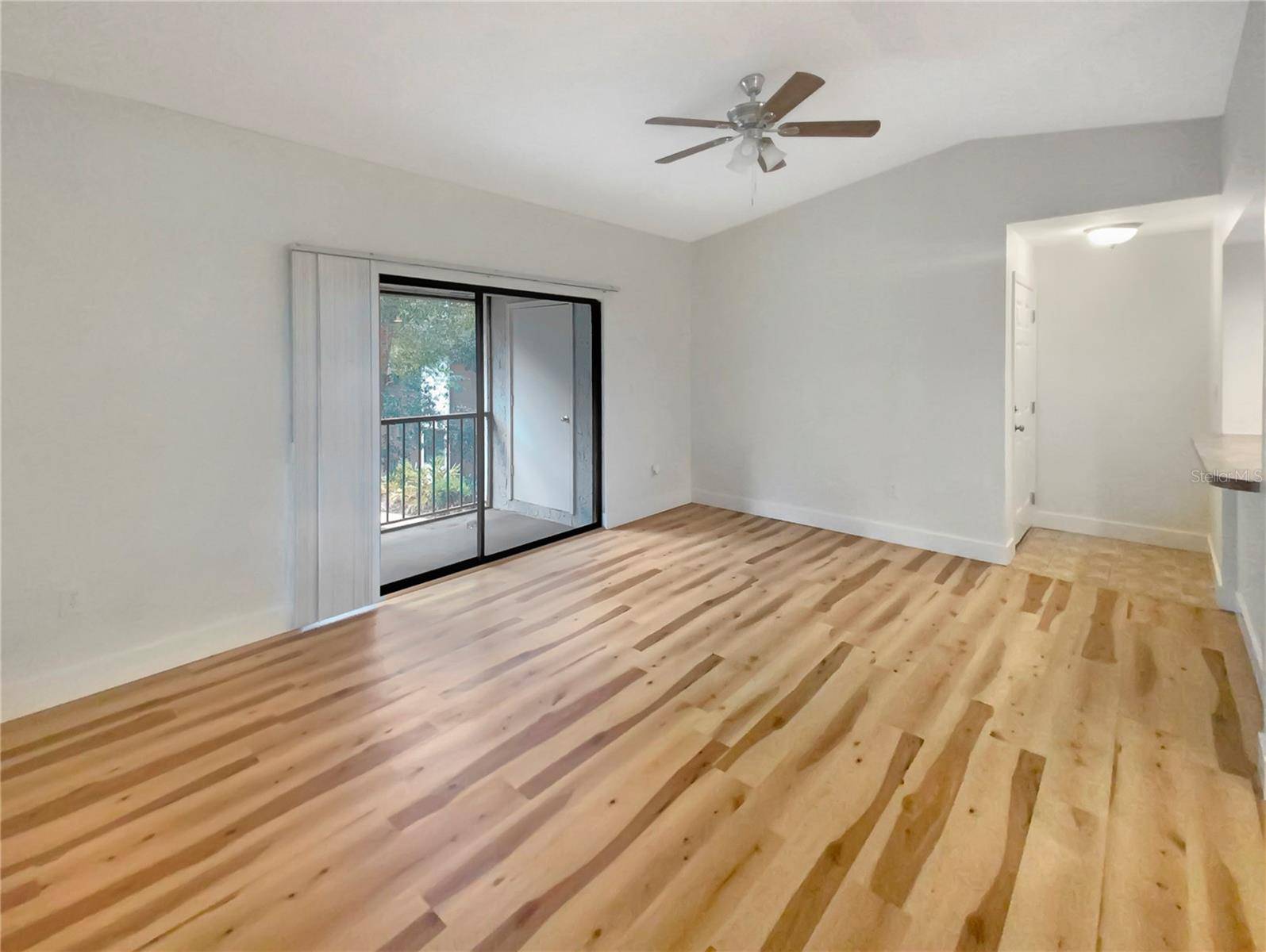 Altamonte Springs, FL 32714,232 RIVERBEND DR #201