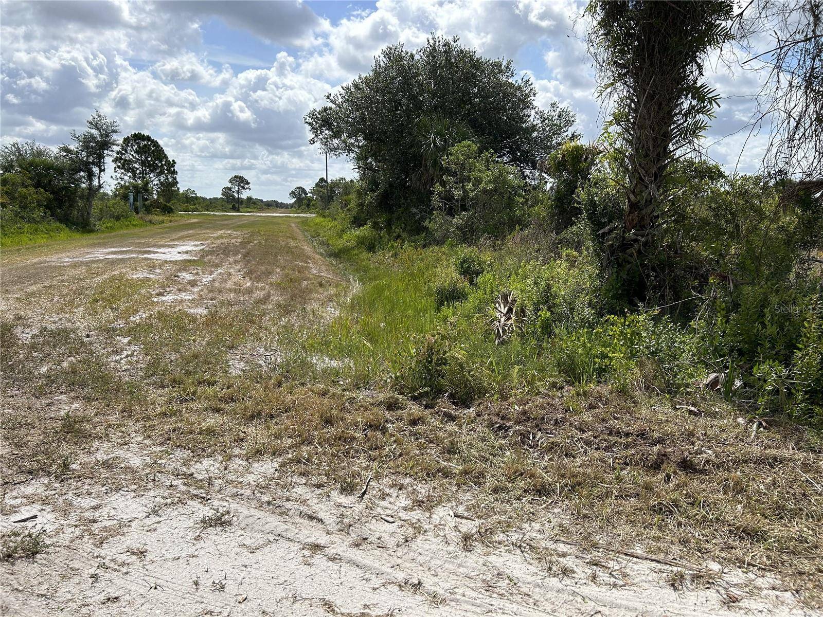 Okeechobee, FL 34972,17714 NW 310TH ST