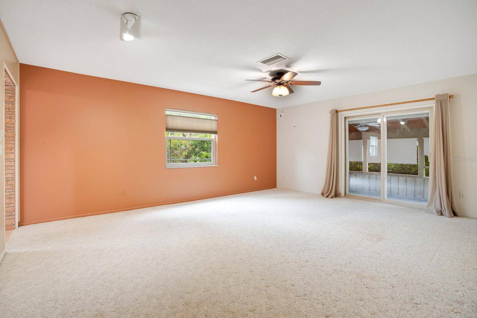 Altamonte Springs, FL 32701,624 WOODLING PL