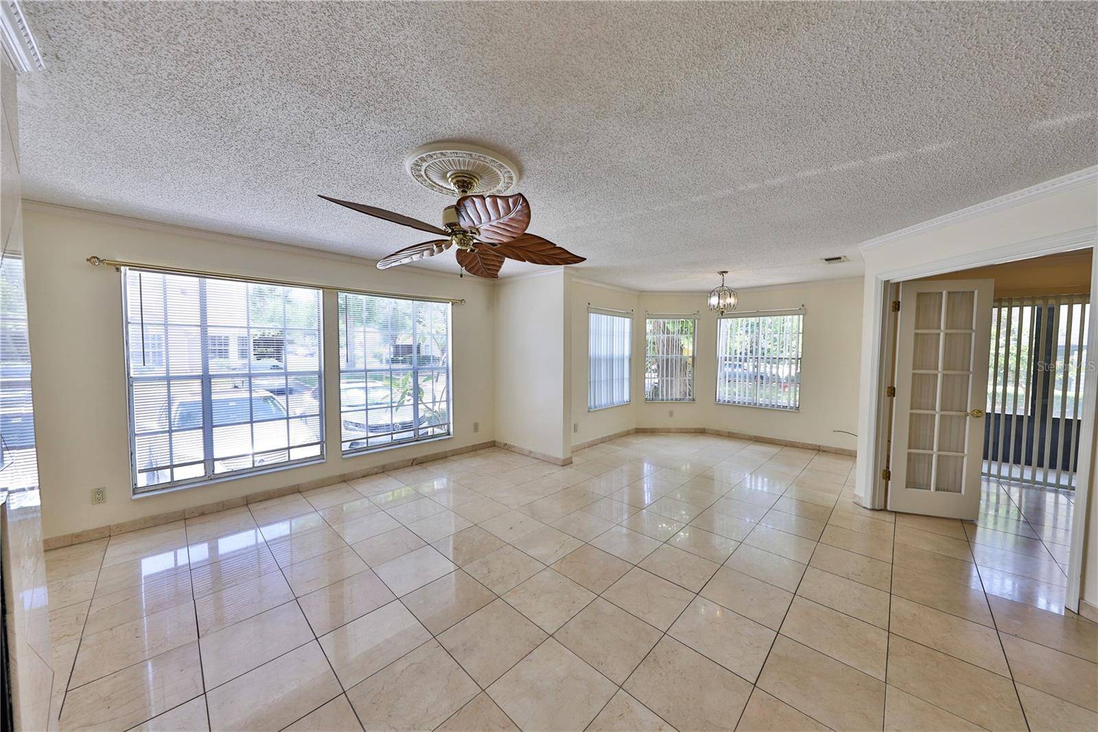 Altamonte Springs, FL 32714,645 STAFFORD TER #155