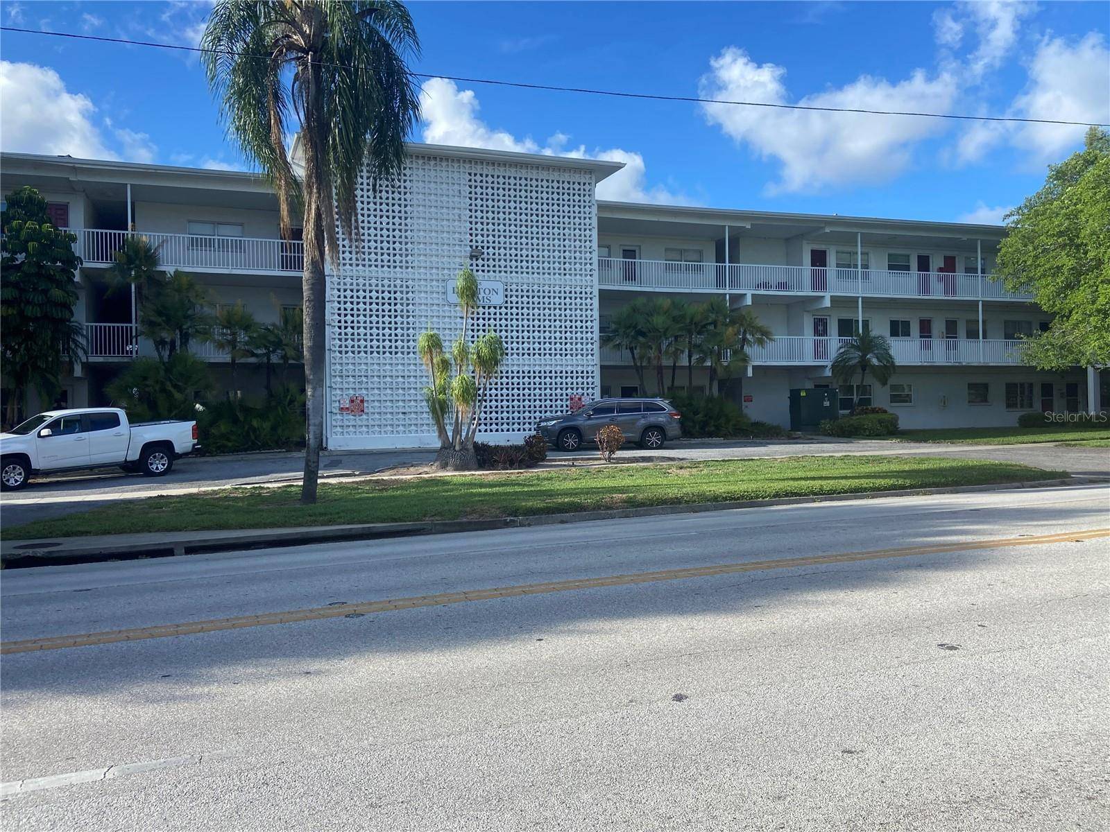 St Petersburg, FL 33710,5155 9TH AVE N #311