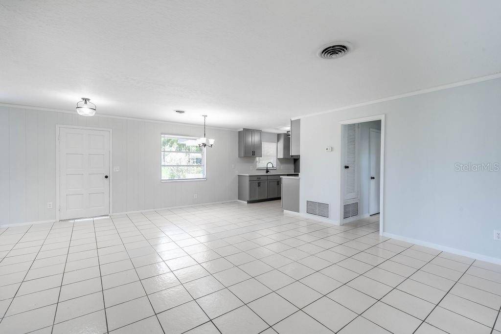 Titusville, FL 32780,4860 KEY BISCAYNE DR