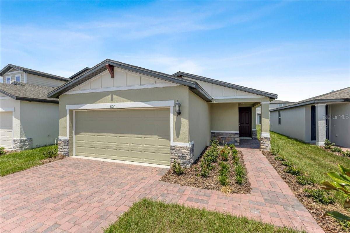 Poinciana, FL 34759,3625 WALKING STICK WAY