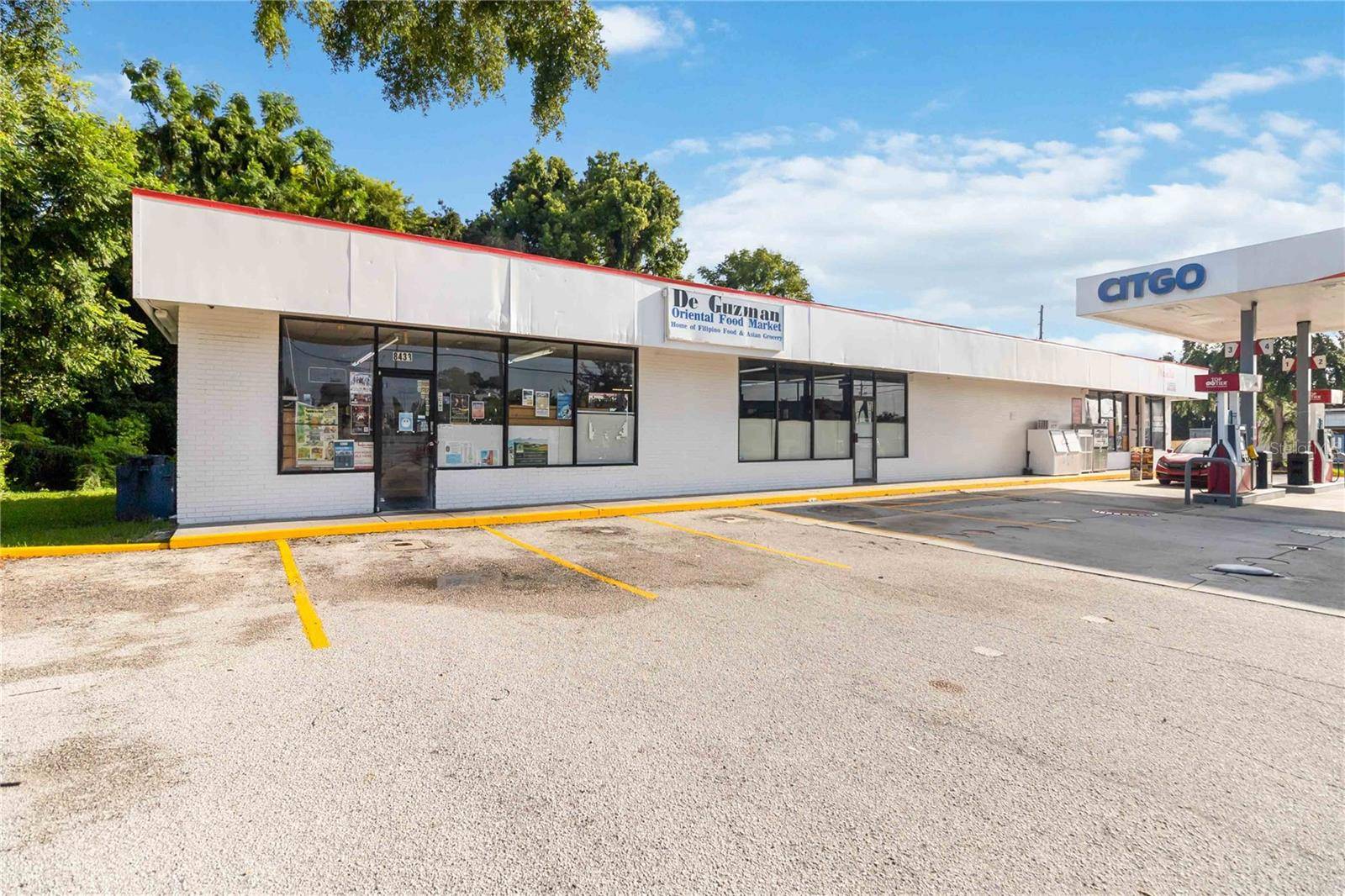 Orlando, FL 32817,8431 E COLONIAL DR