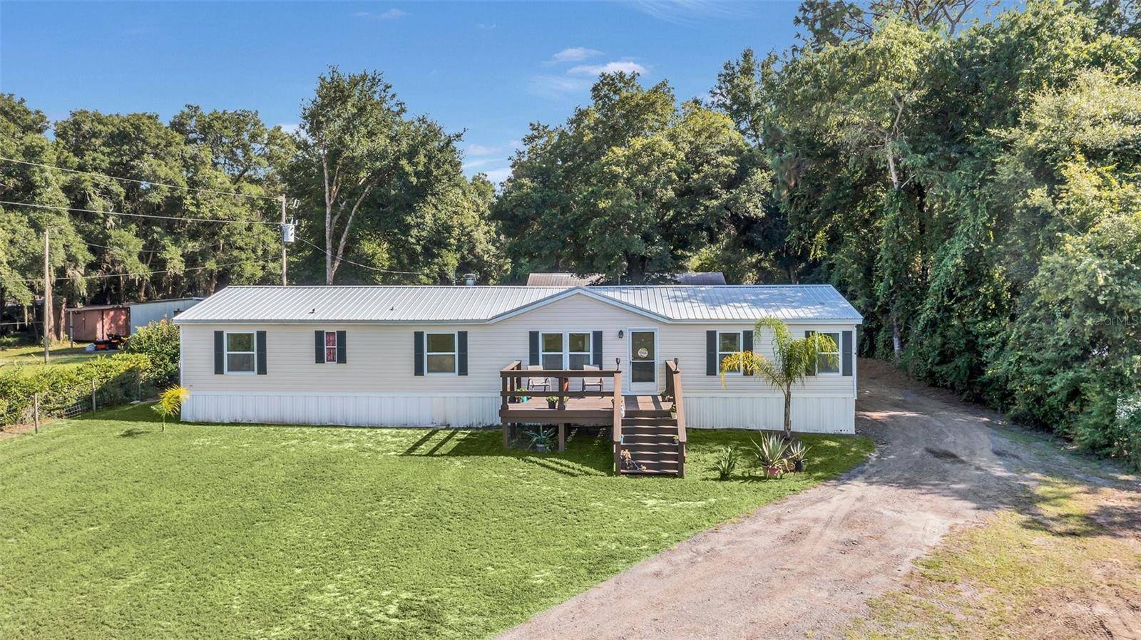 Eustis, FL 32736,22416 INDIANWOOD WAY